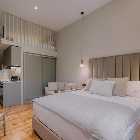 Sanrocco Suites -Corfu Town Luxury Apartments Екстериор снимка