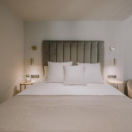 Sanrocco Suites -Corfu Town Luxury Apartments Екстериор снимка