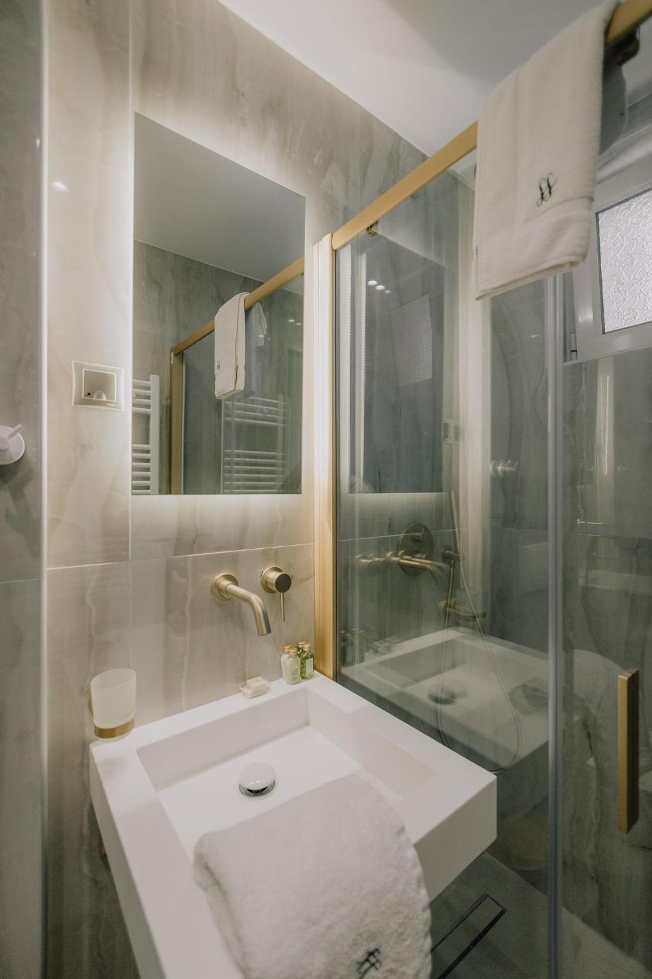 Sanrocco Suites -Corfu Town Luxury Apartments Екстериор снимка